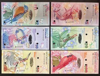 小福收藏拍卖第205期 裸钞场 本期有多张豹子号靓号  大量民国钞 百慕大样钞洋葱冠全套  阿富汗首年份查希尔国王和独立纪念碑 仅发行1000枚亚克力砖封蒙古20000图格里克帝国800周年纪念钞 卢旺达 东加勒比 斯里兰卡等多国精美纸币 - 百慕大 2009年 2 5 10 20 50 100元 样钞 洋葱冠 562号 6张全套 unc