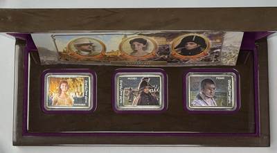 S&S Numismatic世界钱币-拍卖 第126期  库克群岛2012年 卫国战争200周年-战争与和平（列夫托尔斯泰名著）5元彩色精制矩形纪念银币3枚全套 3X1盎司925银 发行量10000枚，芬兰造币厂出品  品相如图，壳子内裂