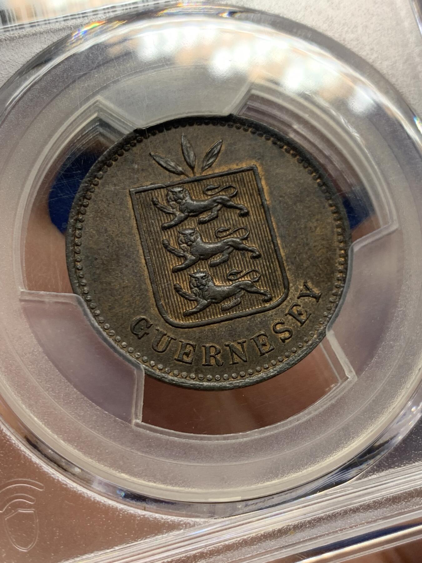 《竞宝斋》第482场 周日，周一 2场连拍 （全场包邮）20级店铺 欢迎送拍 PCGS PR63BN 唯一冠军分 根西岛1885年4道布精制铜币，首见，极为稀少的根西精铸版，一骑绝尘的分数，PC亚军就只有AU50了。SBP拍卖22年N盒SP61分160美元不含佣成交，63错过难遇