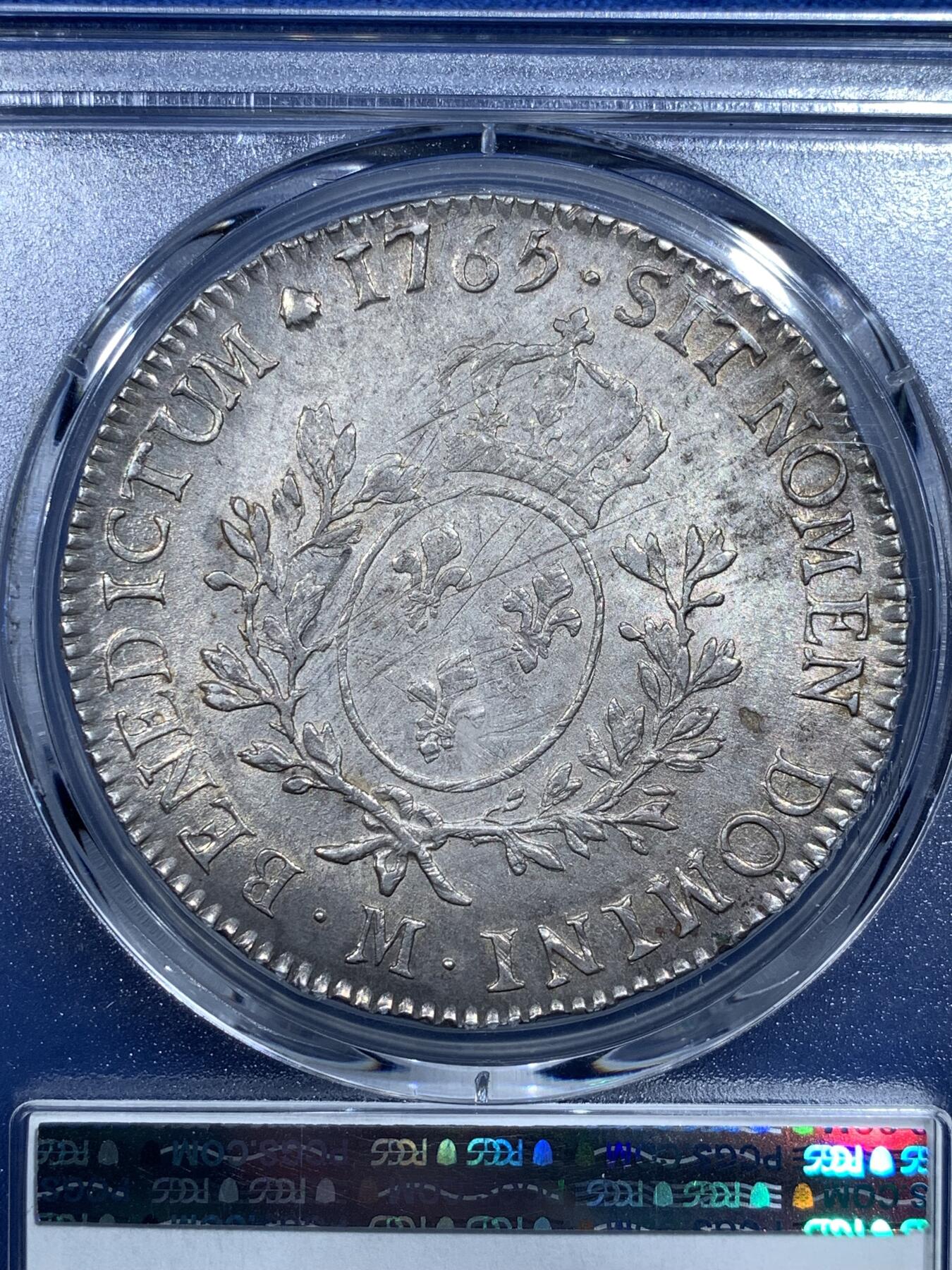 《竞宝斋》第482场 周日，周一 2场连拍 （全场包邮）20级店铺 欢迎送拍 唯一冠军分 PCGS AU58 法国1765M路易十五埃居 M厂图卢兹铸造，稀有度R3。 PCGS NGC 双冠军分，且均为唯一评级记录！ 整体状态很好，深打制很难得，金彩，眼神很犀利，观赏性很高。