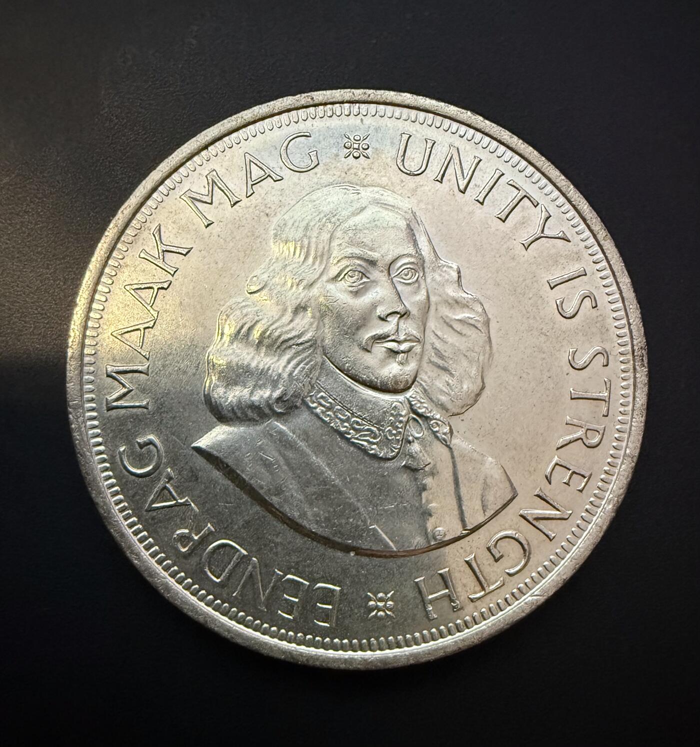 【周六 19:30】乾藏阁外国银币专场・裸币 / 评级币 + 银章铜章 保真包老 南非退出英联邦首年银币 1961年跳羚50分 带光好品