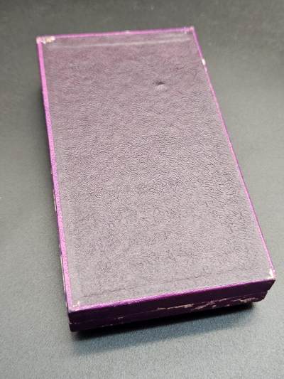 0元起拍勋章 第348期 咸鱼国勋章拍卖专场 4月22日（周三）下午6：00开始 稀少紫盒 昭和大礼纪念章 银制