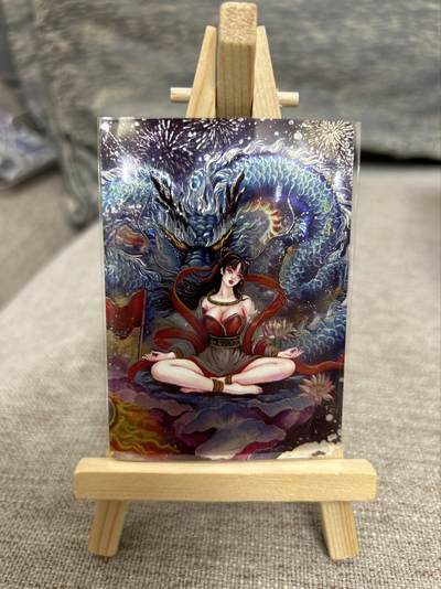 喜灰玩卡拍卖第八期，接拍品0佣金，欢迎送拍，释放现金流，让自己有资金可以购买更多喜欢的卡牌，让别的卡友能淘到更多心仪的卡牌 墨婉 太乙老师绘 新年快乐 特卡 光刻