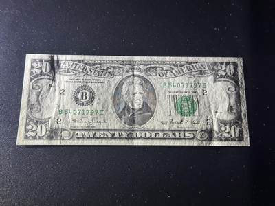 《外钞收藏家》第六百二十九期（精品场）（长期征集拍品、欢迎藏友们联系合作） 1990年美国小头版20美元 AU品相