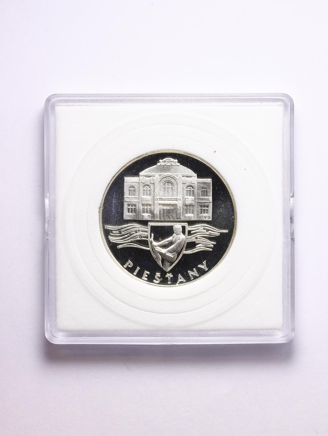 观钱 近现代机制币拍卖No.009（全场顺丰包邮，不区分偏远地区）  1991 年捷克斯洛伐克联邦共和国 “皮耶什佳尼（Piešťany）温泉城”50 克朗精制银币，罕见历史时期，国名已成历史