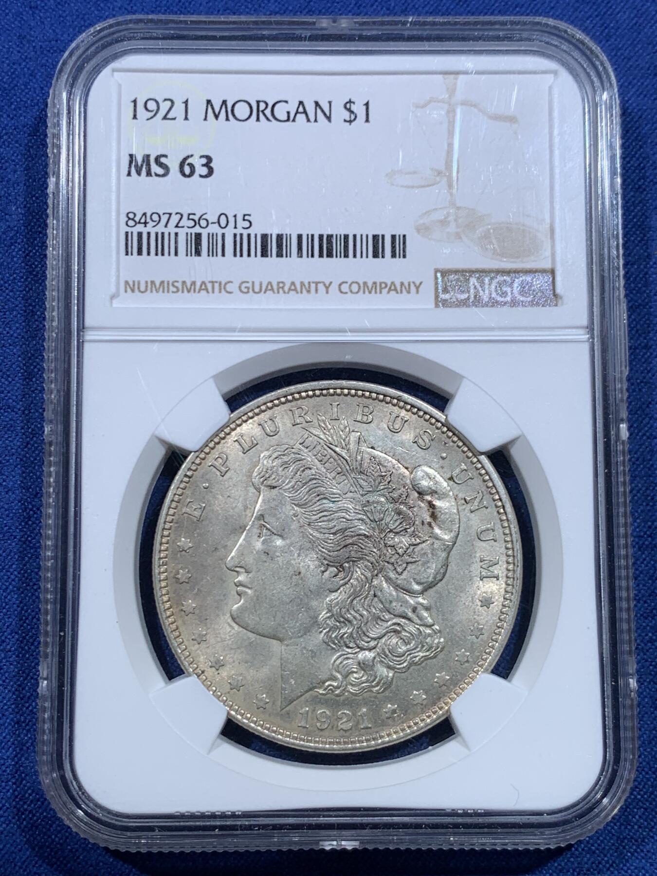 《竞宝斋》第482场 周日，周一 2场连拍 （全场包邮）20级店铺 欢迎送拍 NGC MS63 美国1921年摩根银币 自然淡彩 味道不错