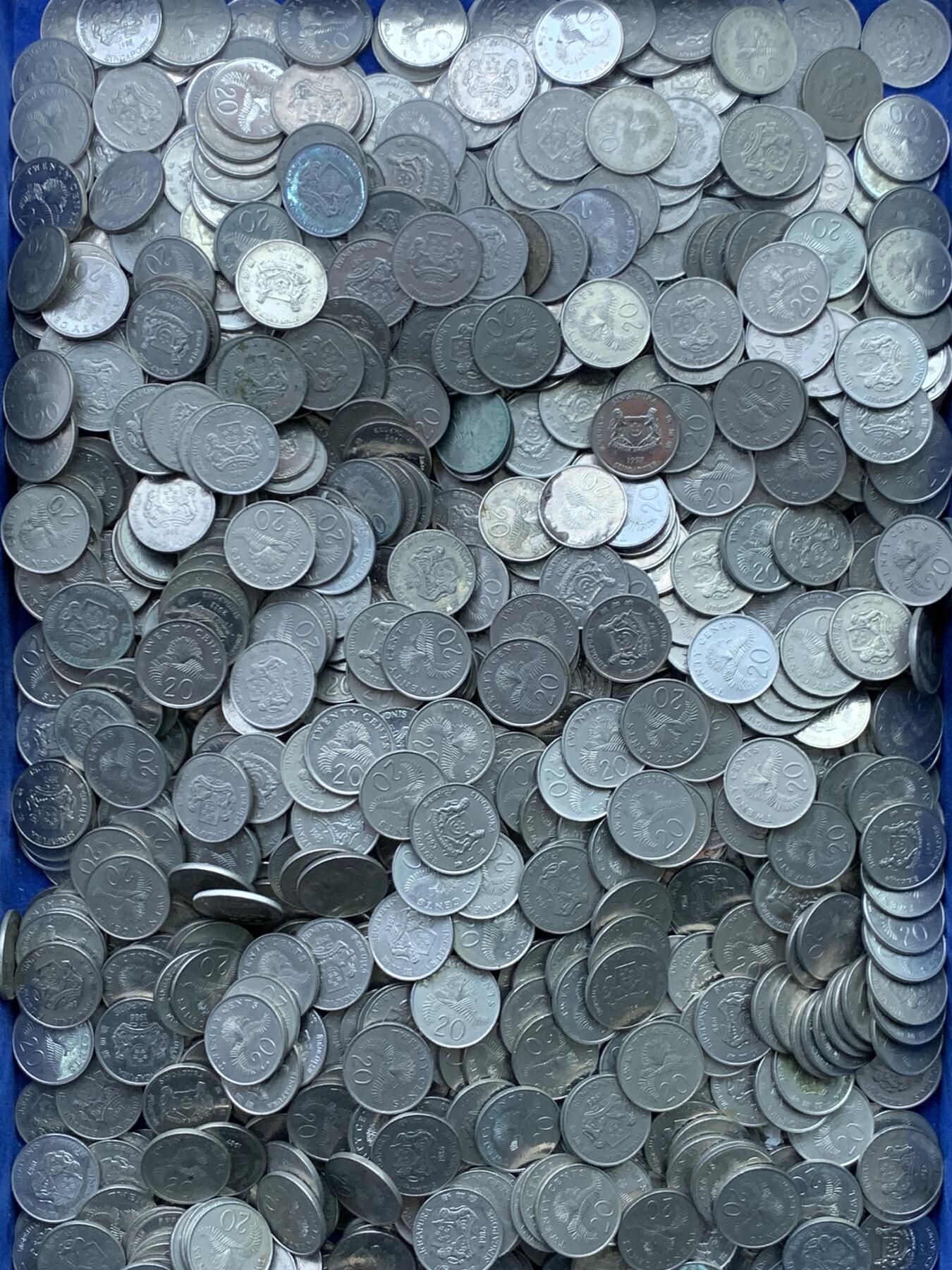 《竞宝斋》第482场 周日，周一 2场连拍 （全场包邮）20级店铺 欢迎送拍 新加坡零钱 20分1000枚硬币，重量4500克+，一枚4.5克，面值200新加坡元！汇率值约1050人民币！