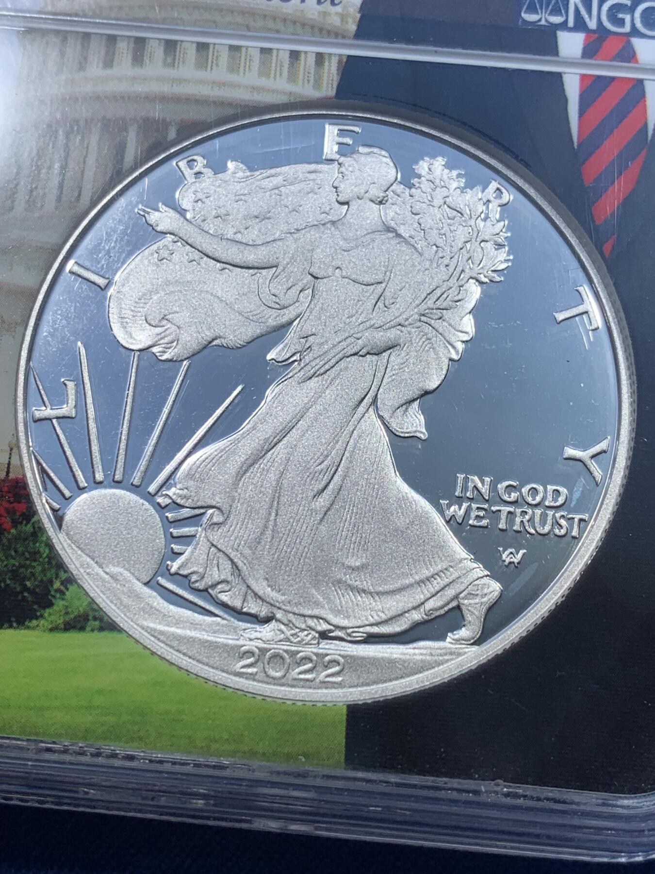 《竞宝斋》第482场 周日，周一 2场连拍 （全场包邮）20级店铺 欢迎送拍 NGC PF70UC 美国2022行走女神鹰洋银币，老特标盒，该特殊标签满分仅364枚 极具意义