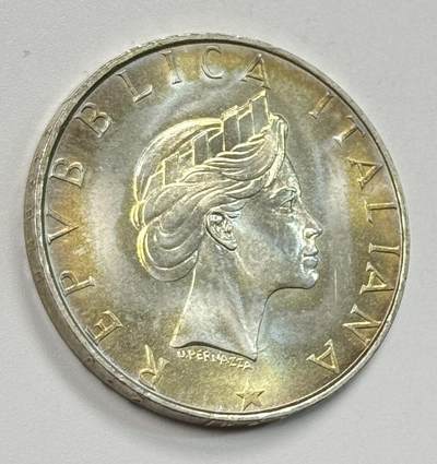 S&S Numismatic世界钱币-拍卖 第126期  意大利1986年 国际和平年 500里拉纪念银币 11克835银 淡淡的黄油包浆，裸币