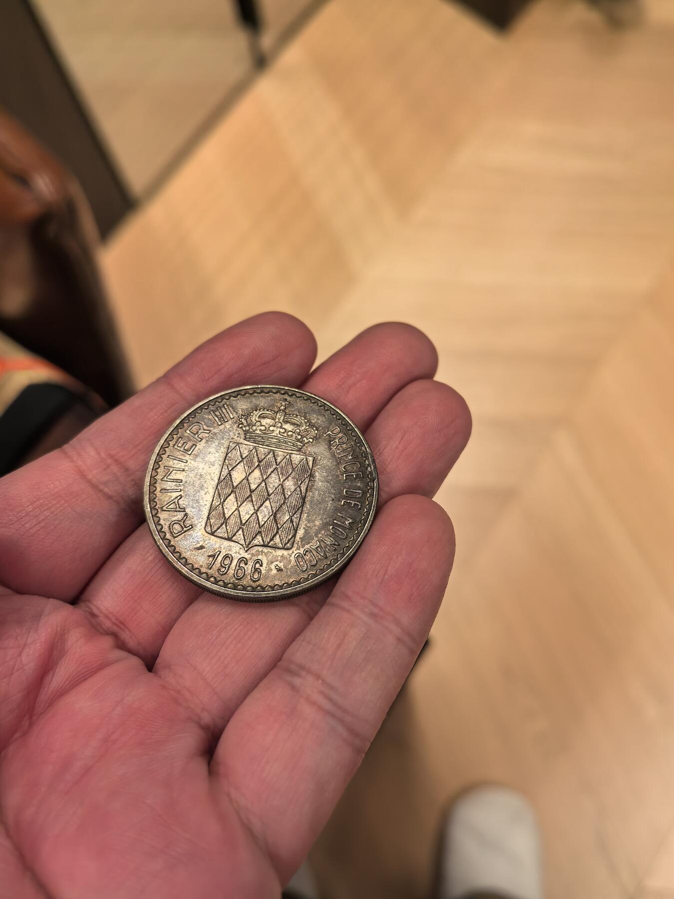 欧洲银章、铜章，大优惠起拍价都是银价计算