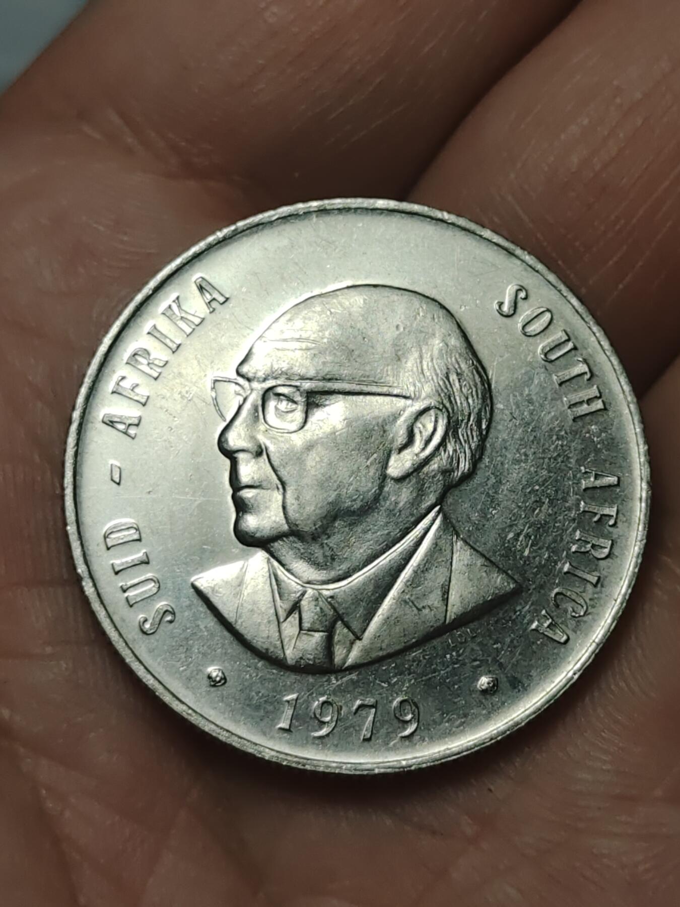 2026年第四十五场(总第二百一十四场）外国好品散币场(免佣金) 南非🇿🇦1979年1兰特(独立后第五套流通硬币，最大面值)