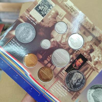 PCAI钱币  21-813 钱币邮票纪念章小专场 外币套装硬币