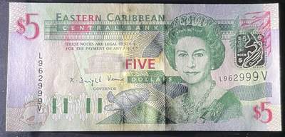 小福收藏拍卖第205期 裸钞场 本期有多张豹子号靓号  大量民国钞 百慕大样钞洋葱冠全套  阿富汗首年份查希尔国王和独立纪念碑 仅发行1000枚亚克力砖封蒙古20000图格里克帝国800周年纪念钞 卢旺达 东加勒比 斯里兰卡等多国精美纸币 东加勒比（V）圣文森特和格林纳达丁斯 2000年 5元 无47 豹子号999 金鱼贴膜 unc