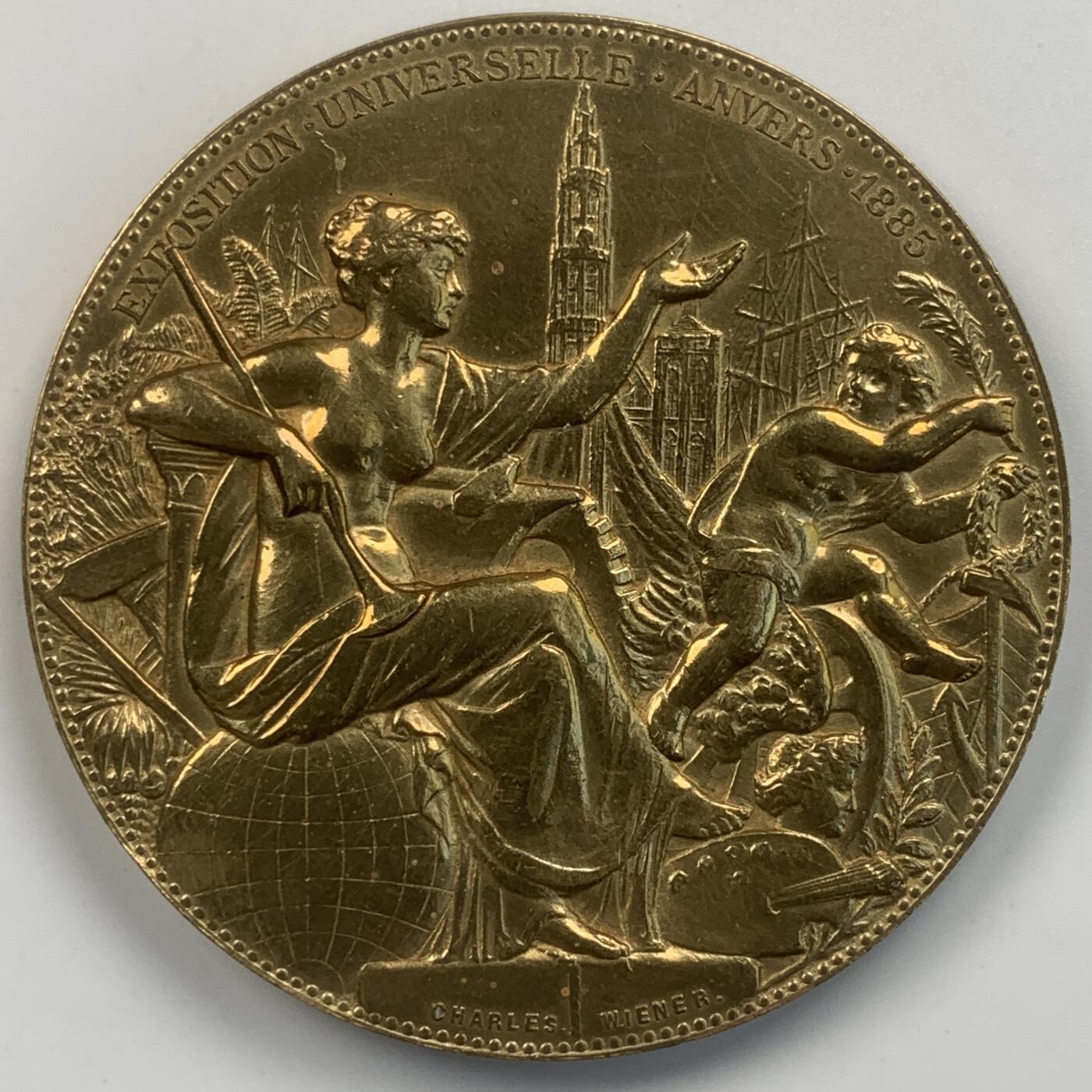 掌中浮雕-藏着的欧洲第059场 1885年比利时安特卫普世博会镀金铜章，60mm，91.5g