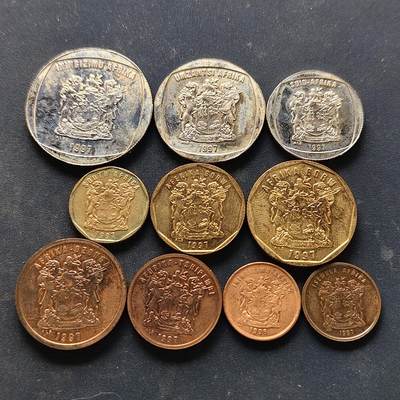 【全场包邮】纯粹捡漏拍522场 南非1996-1997年10枚套币-1996年1分为祖鲁语特别版（仅发行1996年）