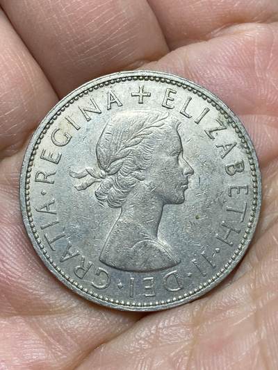 2026年第四十七场(总第二百一十六场）外国好品散币场(免佣金) 英国🇬🇧1967年半克朗(伊丽莎白二世青年桂冠第二版，普制币关门年)