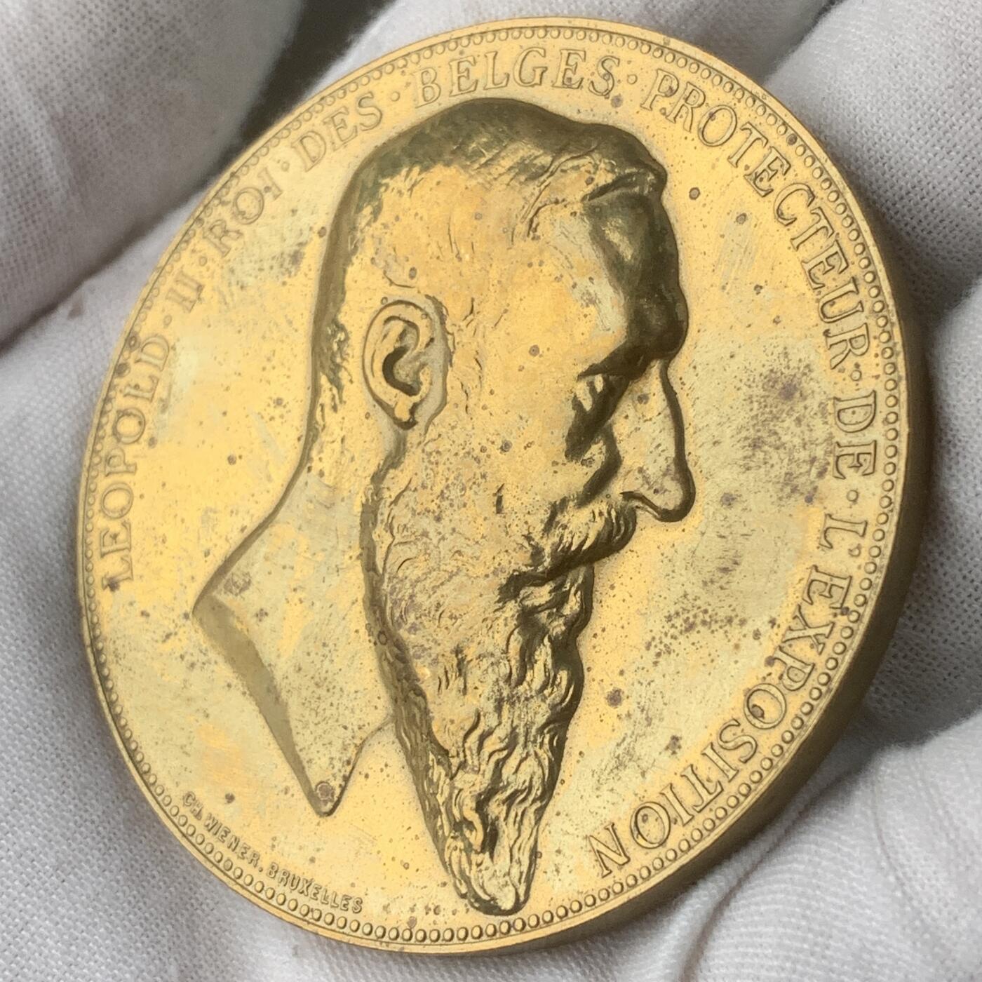 掌中浮雕-藏着的欧洲第059场 1885年比利时安特卫普世博会镀金铜章，60mm，91.5g