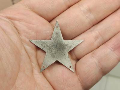 老徽章奖章勋章纪念章杂项专拍 原汁原味的五十年代初期五星铜帽徽