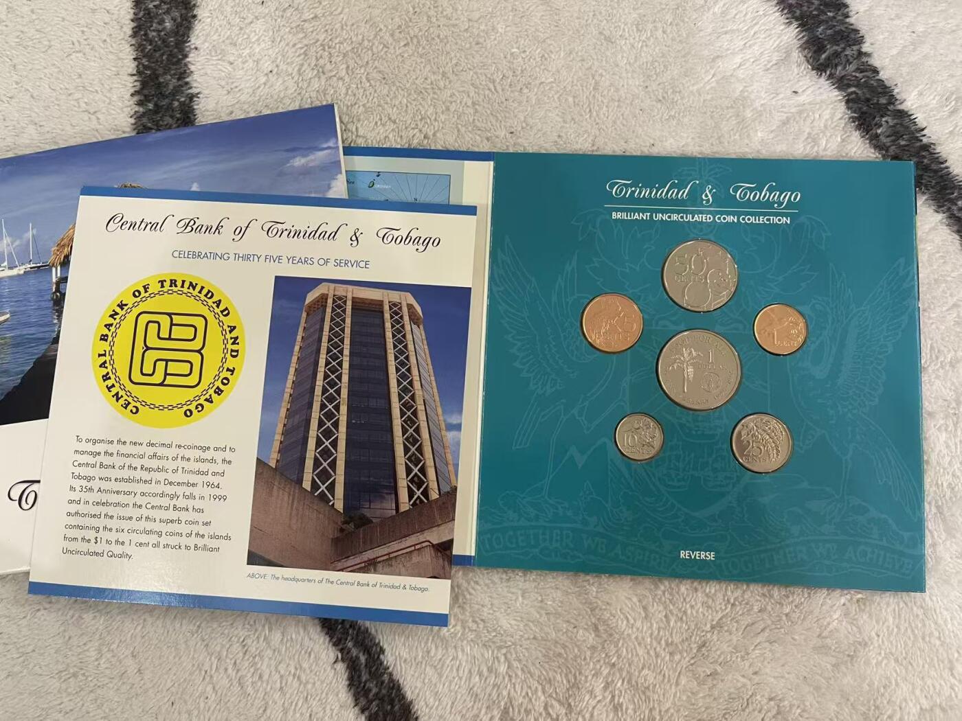 ❤️【币观天下】❤️ 第349期钱币拍卖场- 2026.4.24周五晚上6点半场 长期征集拍品  特立尼达和多巴哥1999年套币 皇家造币厂出品 全新原包装