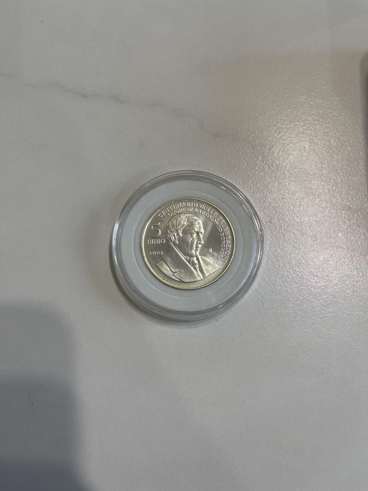 ❤️【币观天下】❤️ 第349期钱币拍卖场- 2026.4.24周五晚上6点半场 长期征集拍品  圣马力诺 2004 年 5 欧元纪念银币 纪念意大利古物学家巴托洛梅奥博尔盖西 925银重18 克