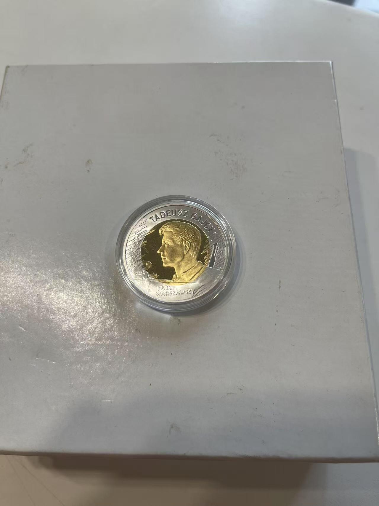 ❤️【币观天下】❤️ 第349期钱币拍卖场- 2026.4.24周五晚上6点半场 长期征集拍品  波兰2009年10兹罗提精制双色纪念银币 诗人波西瓦西佐西 14.14克银