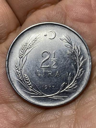 2026年第四十七场(总第二百一十六场）外国好品散币场(免佣金) 土耳其🇹🇷1977年2.5里拉(第五套第二版，9克减重版)