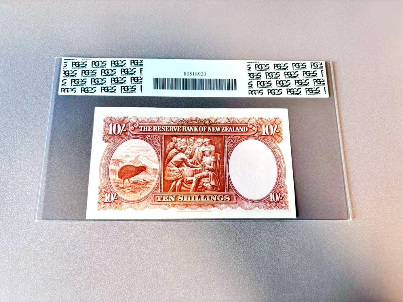 【Blue Auction】世界纸币精拍第812期——18级TOP拍卖/信誉/品质/专业/高效💫 【a版少见 早期年份 非常见的d版】新西兰 1940-55年10先令 库克船长 几维鸟 酋长水印 PCGS50EPQ 近新原票