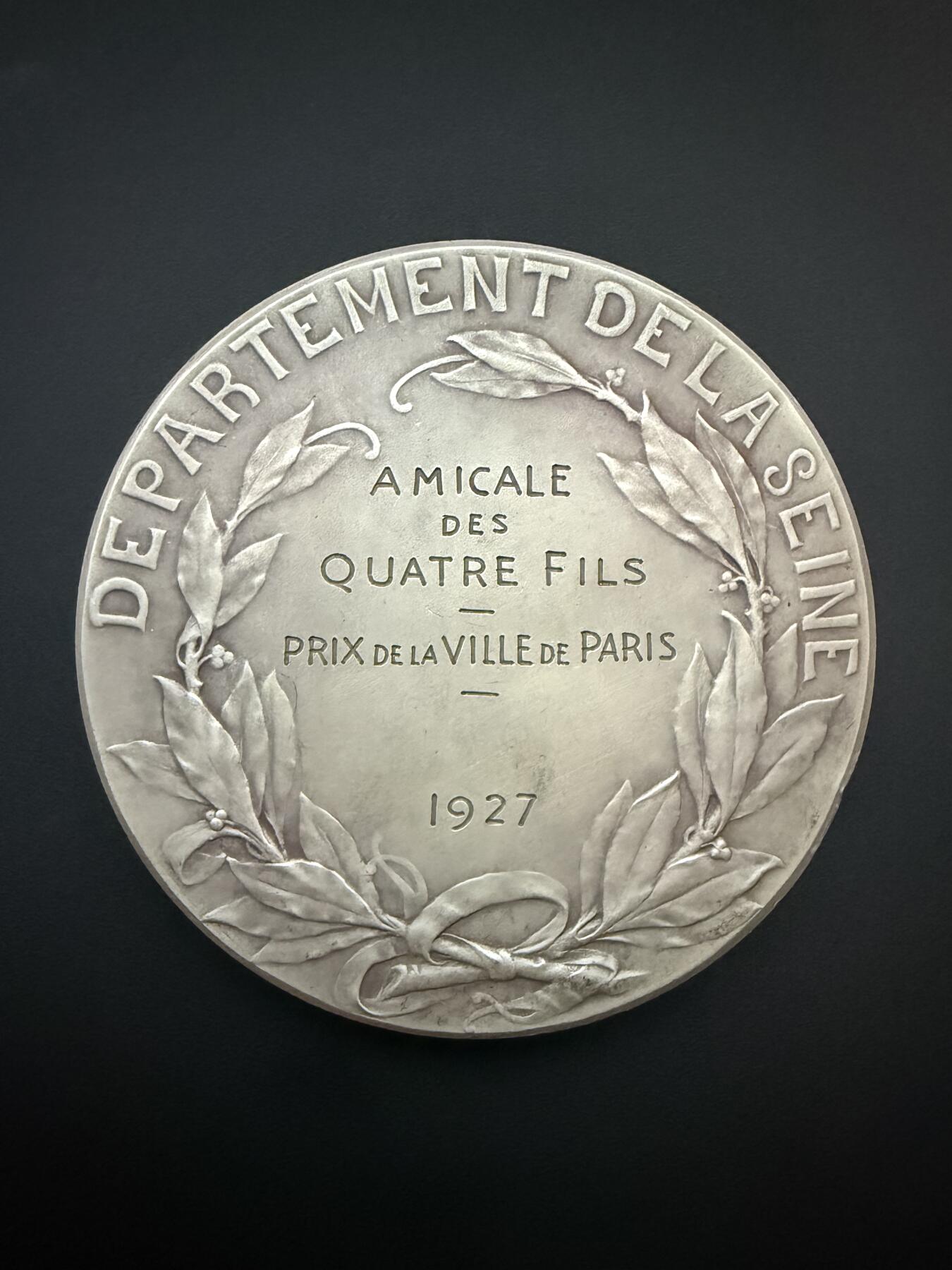 【周六 19:30】乾藏阁外国银币专场・裸币 / 评级币 + 银章铜章 保真包老 1927年法国巴黎市女神银质纪念章 新艺术风格 带原装原盒