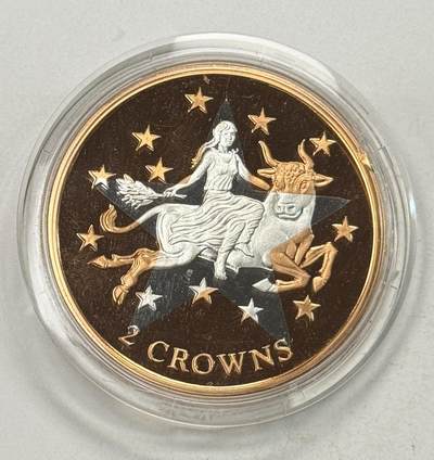 S&S Numismatic世界钱币-拍卖 第126期  直布罗陀2003年 欧元发行一周年纪念 2克朗铜+999银双色精制纪念币 盒证齐全，品相如图，塑料壳有裂