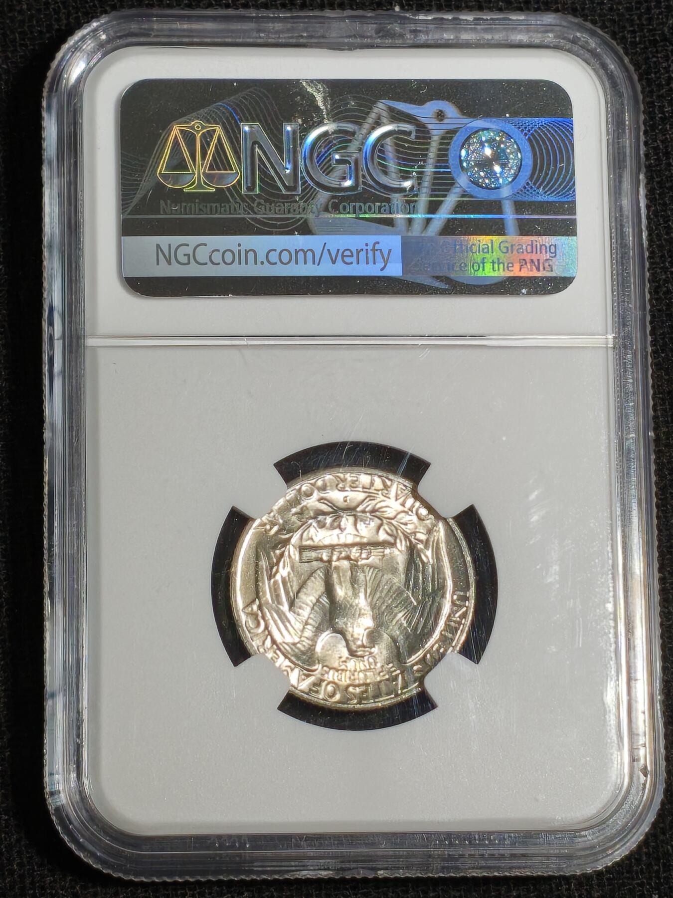 刘世昌艺术品销售中心～虎踞龙蟠*金杨在线联拍群第522期