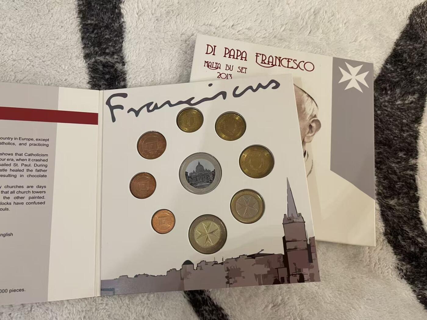 ❤️【币观天下】❤️ 第349期钱币拍卖场- 2026.4.24周五晚上6点半场 长期征集拍品  马耳他2013年教皇官方套币 含一枚精美彩色纪念章 