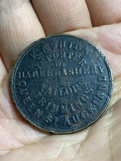 2026年第四十七场(总第二百一十六场）外国好品散币场(免佣金) 少见–新西兰🇳🇿1863年1便士(奥克兰代币，关门年仅发行2年)