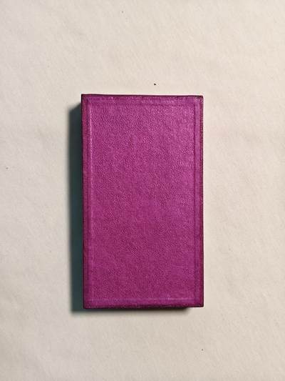 东亚欧洲主题杂货徽章勋章拍卖⑩ （五一大拍350+） 紫盒昭和大礼（纯银）