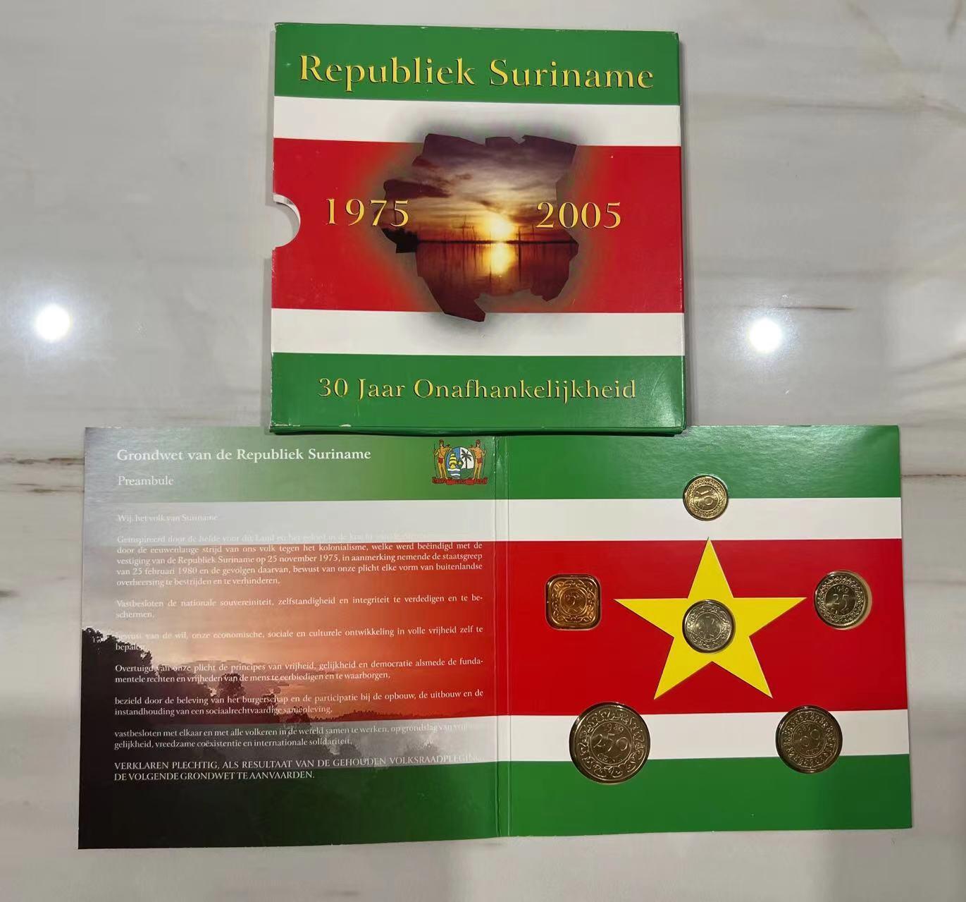 ❤️【币观天下】❤️ 第349期钱币拍卖场- 2026.4.24周五晚上6点半场 长期征集拍品  苏里南2005年独立30周年纪念册 官方发行限量2000套 稀少 