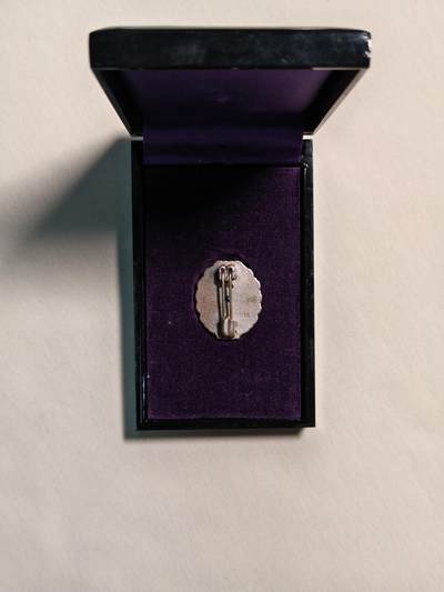 东亚欧洲主题杂货徽章勋章拍卖⑩ （五一大拍350+） 日本国有铁道功绩章（纯银10g左右）