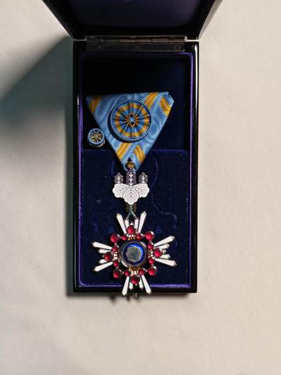 东亚欧洲主题杂货徽章勋章拍卖⑩ （五一大拍350+） 瑞宝小授章 荣典四瑞 少见纯银