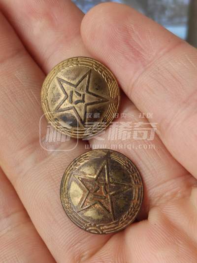 老徽章奖章勋章纪念章杂项专拍 五十年代镀金制服铜纽扣（鸽子重拍）