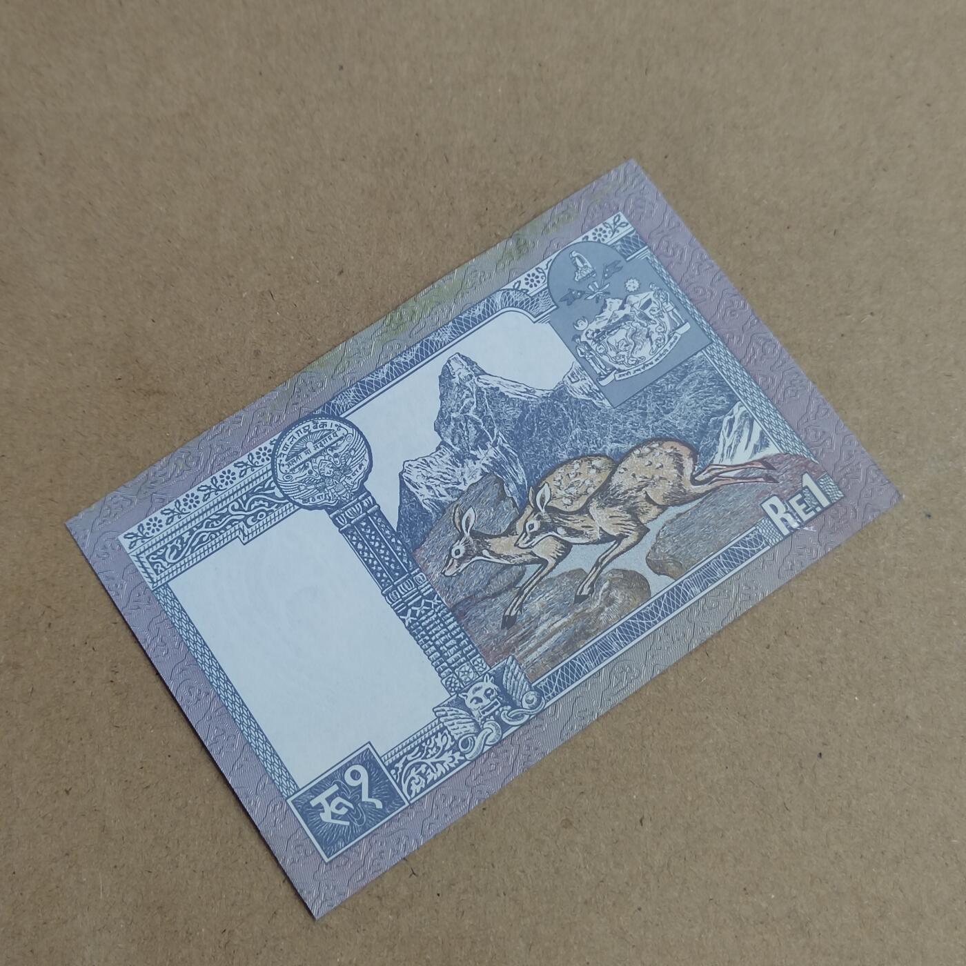 PCAI钱币  24-816  外国纸币与套币小专场