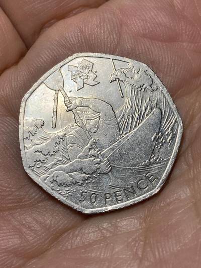 2026年第四十七场(总第二百一十六场）外国好品散币场(免佣金) 英国🇬🇧2011年50便士(2012年伦敦奥运会纪念币，8/29皮划艇)