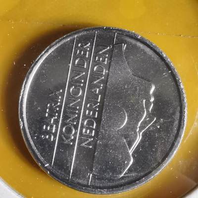 沼泽如烟--第1062场 荷兰1989年25分