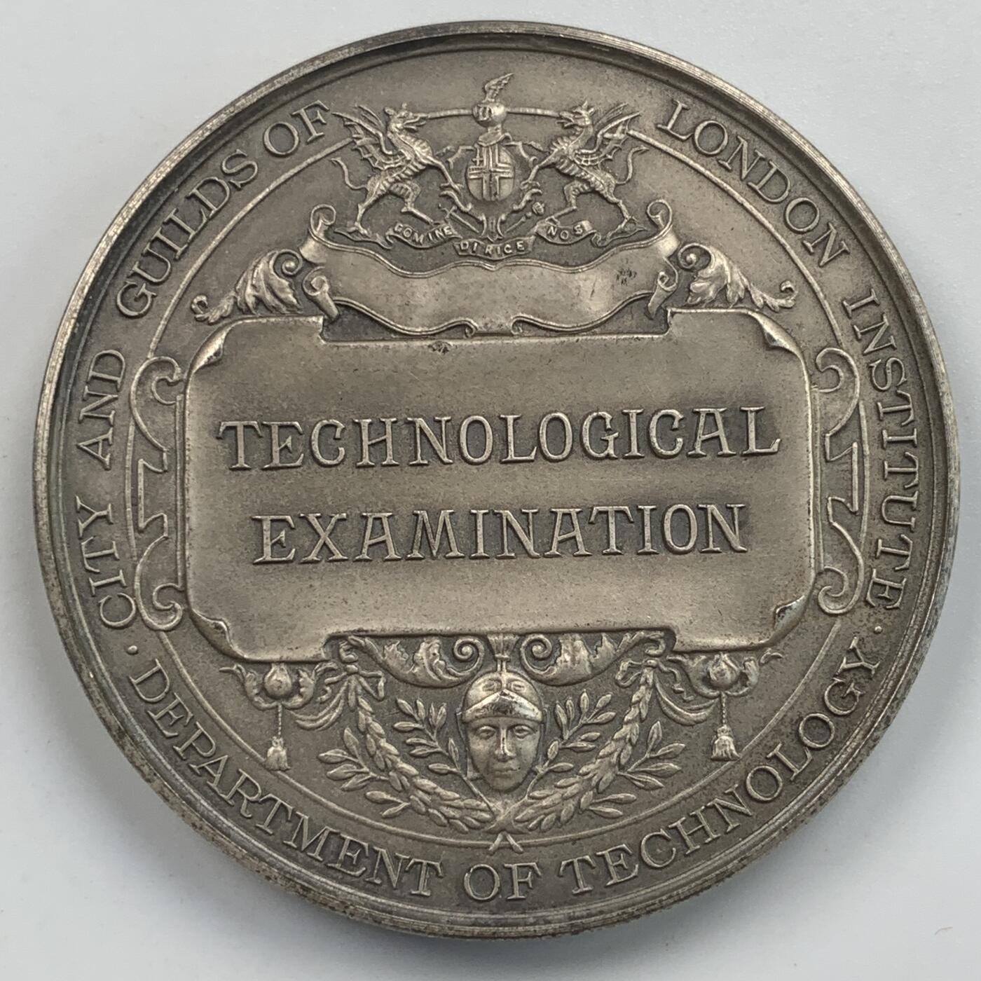 掌中浮雕-藏着的欧洲第059场 1947年英国伦敦科技考试一等奖银质奖章，51.2mm，77.6g