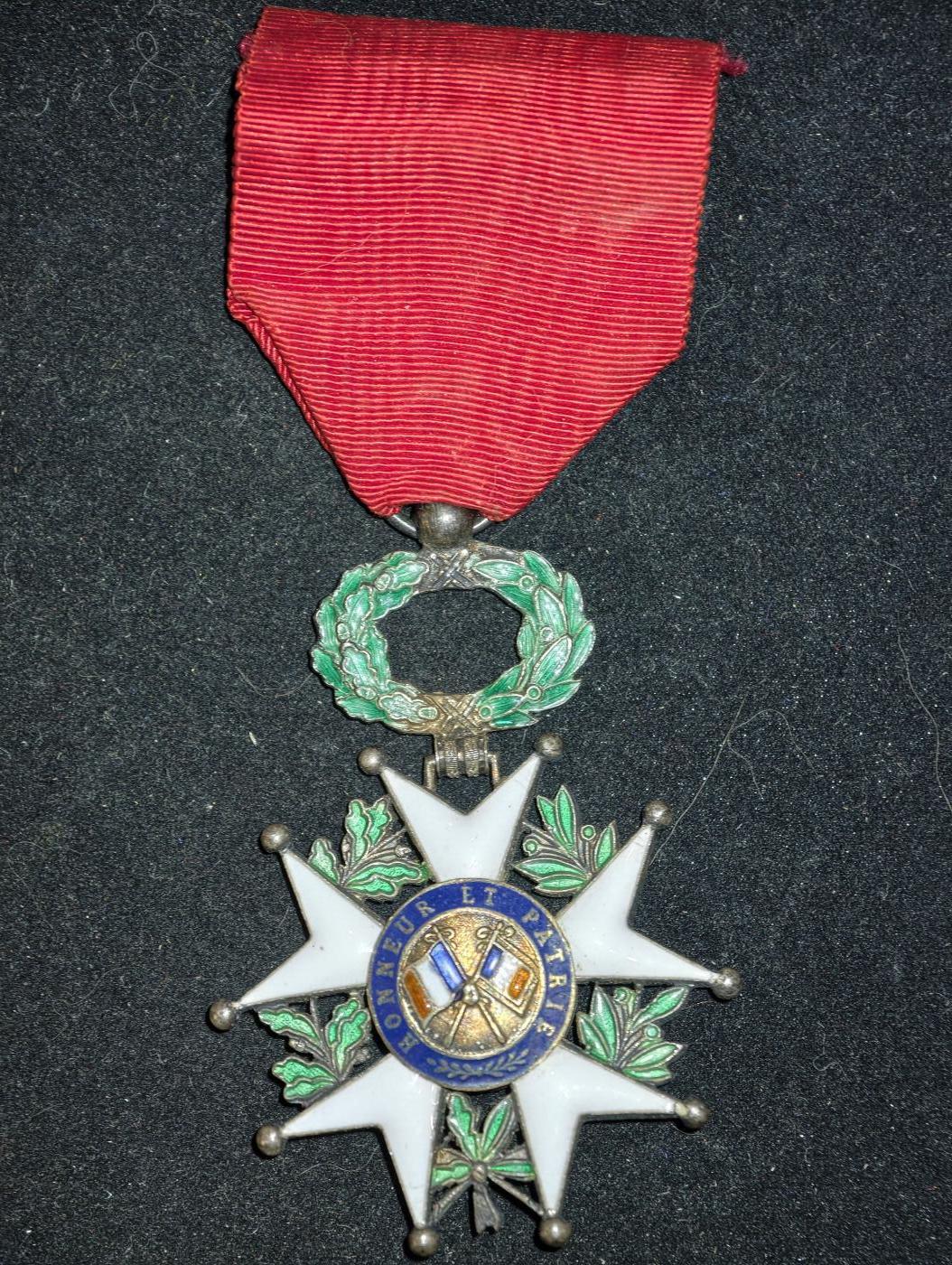 凯旋世界勋赏（第23期）（欢迎送拍）（对拍品有疑问请询问客服，不接受到手刀，出价默认拍品品相。请认真阅读拍卖规则！出价默认已认可！）（收到货请录制开箱视频，无视频概不处理问题。） 三共荣誉军团勋章22.1g