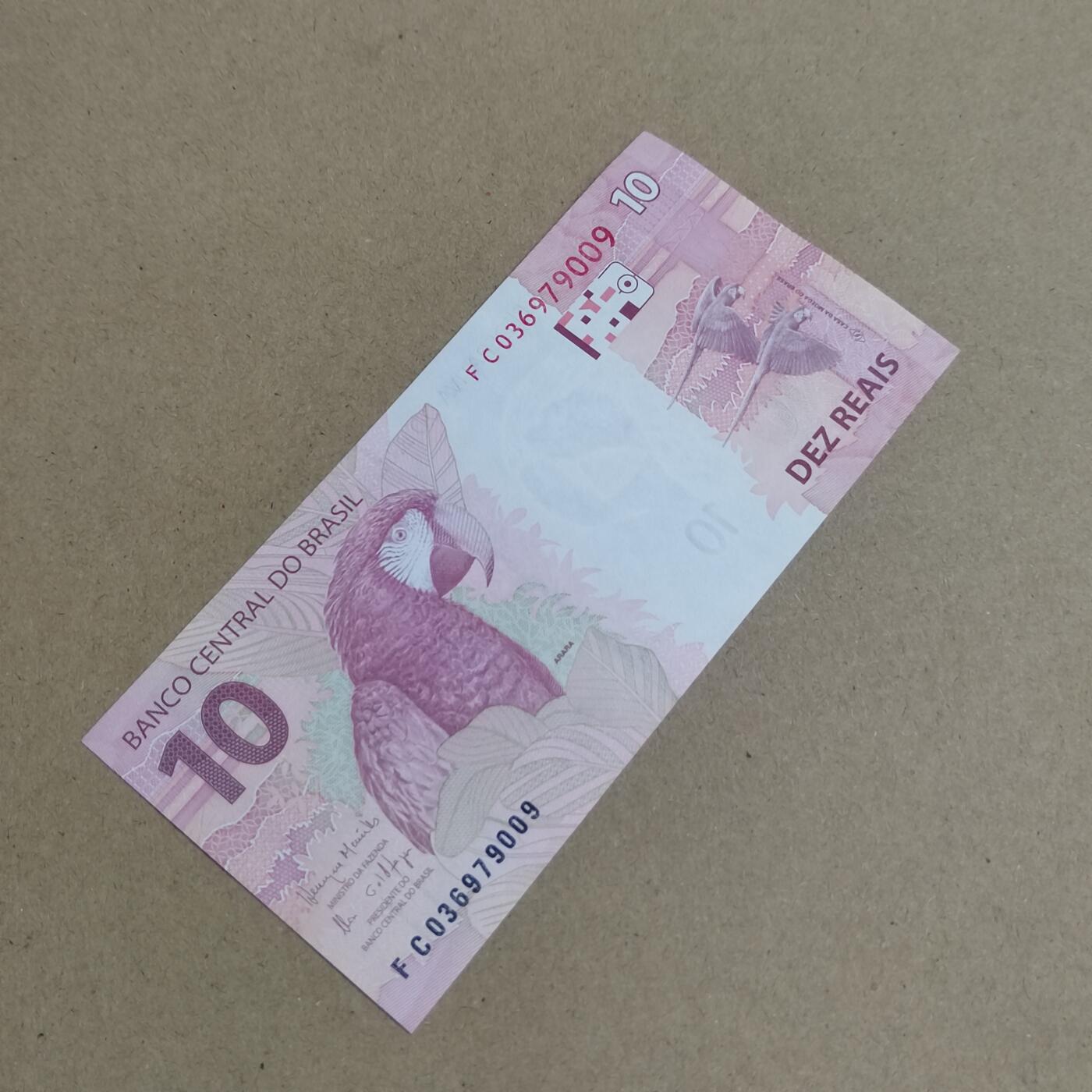 PCAI钱币  24-816  外国纸币与套币小专场