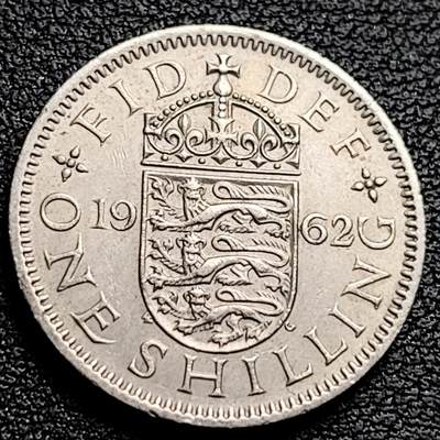 泉币菌-第230场-拍品多 请提前出价 英国1962年1先令铜镍币 三师纹章 伊丽莎白二世女王 英格兰版 23.5mm 