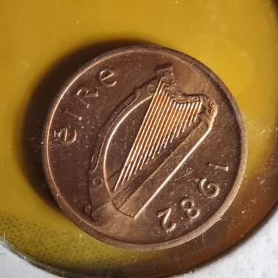 沼泽如烟--第1062场 爱尔兰1982年半便士