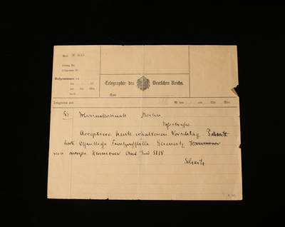 戎马世界章牌大赏第116期 - 沙克去世后的电报通知  收件方是帝国海军部，由经办官员 Seifartz 发出，内容是告知沙克中将的安葬安排与后续行程