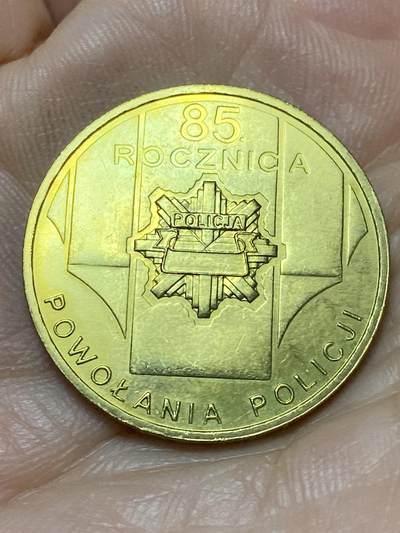 2026年第四十七场(总第二百一十六场）外国好品散币场(免佣金) 波兰🇵🇱2004年2兹罗提(波兰警察系统成立85周年纪念币)