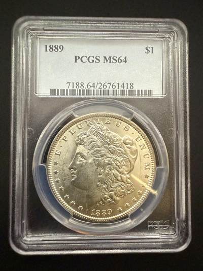 【周六19:30】乾藏阁世界银币首拍场｜评级币/裸币 银章/铜章 一枚币，一段百年时光 - 1889摩根银元 PCGS MS64 老盒评级 大头妹 美国1美元银币