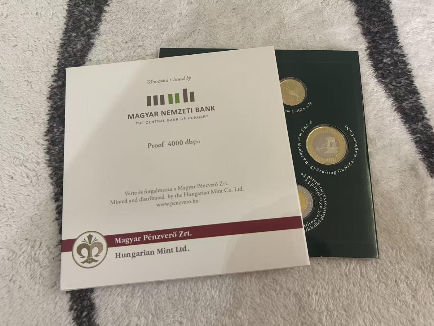 ❤️【币观天下】❤️ 第349期钱币拍卖场- 2026.4.24周五晚上6点半场 长期征集拍品  匈牙利2014年官方精制套币 全新原包装 发行量仅4000套 