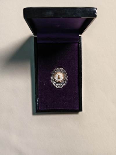 东亚欧洲主题杂货徽章勋章拍卖⑩ （五一大拍350+） 日本国有铁道功绩章（纯银10g左右）